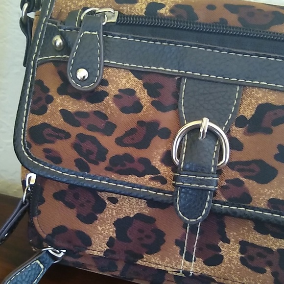 Leopard Canvas Crossbody - Picture 2 of 8